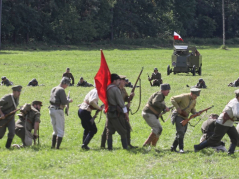 Rekonstrukcja bitwy pod Ossowem. 12.08.2018. Fot. PAP/P. Supernak