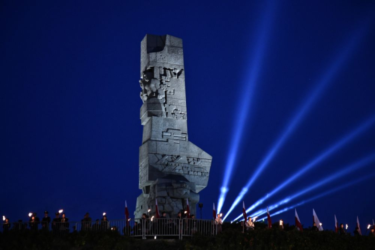 Uroczystości upamiętniające 79. rocznicę wybuchu II wojny światowej przed Pomnikiem Obrońców Wybrzeża na Westerplatte. Fot. PAP/M. Gadomski