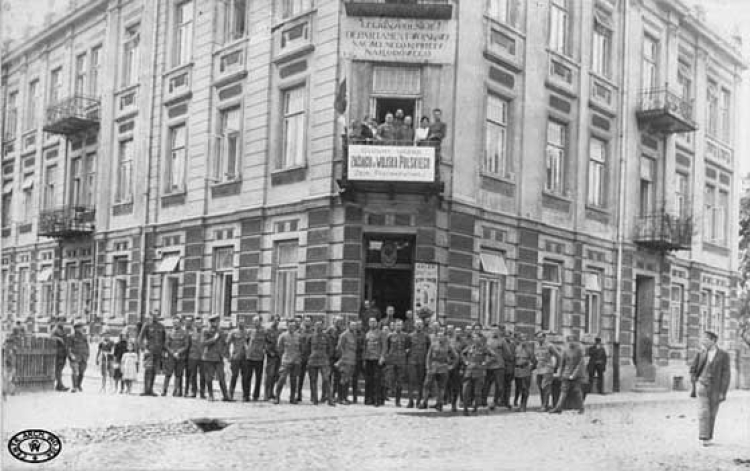 Siedziba Departamentu Wojskowego Naczelnego Komitetu Narodowego.