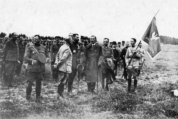 Przysięga gen. Józefa Hallera na sztandar 1 pułku strzelców po nominacji na dowódcę Armii Polskiej we Francji – Nancy, 6 października 1918 r.