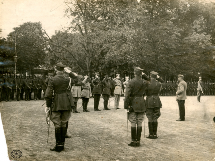 Przemówienie Piłsudskiego do odznaczonych oficerów francuskiej misji wojskowej. Warszawa 11.11.1920 r.