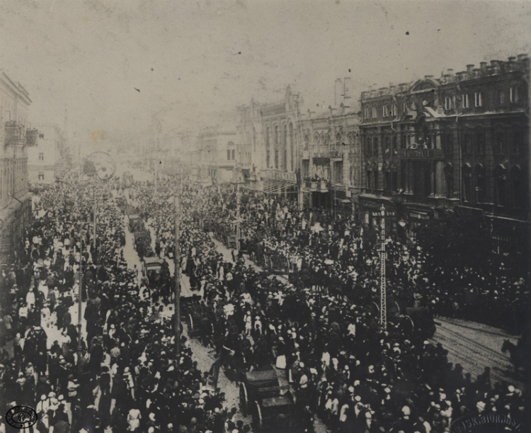 Wkroczenie wojsk polskich do Kijowa. 09.05.1920. Źródło: CAW