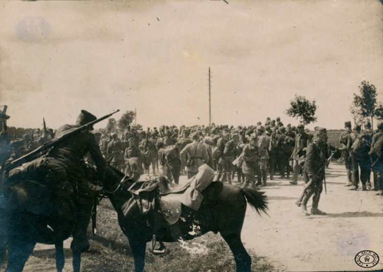 Odwrót wojsk polskich spod Kijowa. 1920. Źródło: CAW