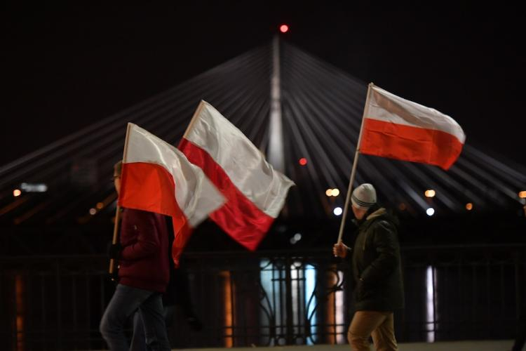 Uczestnicy ubiegłorocznego Marszu Niepodległości w Warszawie. Fot. PAP/B. Zborowski