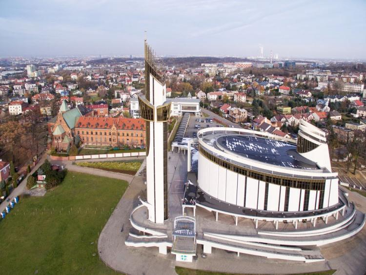 Sanktuarium Bożego Miłosierdzia. Fot. PAP/D. Radzimierski