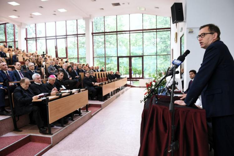 Prezes IPN dr Jarosław Szarek podczas konferencji pt. "Świadkowie Historii: abp Ignacy Tokarczuk, bp Edward Frankowski". Fot. PAP/D. Delmanowicz