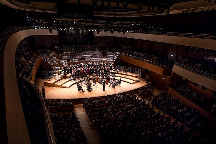 Sala koncertowa Narodowego Forum Muzyki we Wrocławiu. Fot. PAP/M. Kulczyński