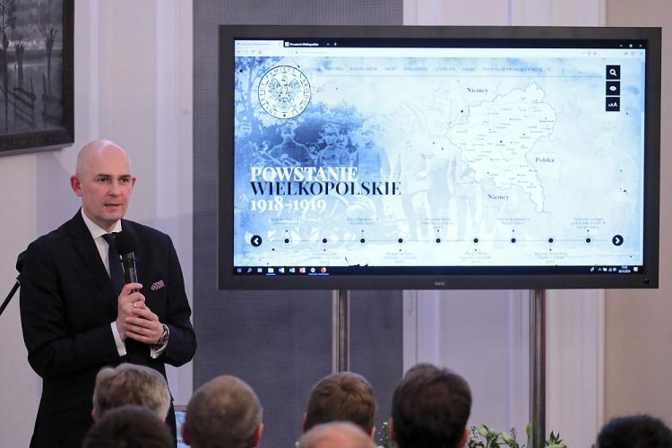 Dyrektor Oddziału Instytutu Pamięci Narodowej w Poznaniu dr hab. Rafał Reczek podczas uroczystej inauguracji portalu internetowego o Powstaniu Wielkopolskim w Belwederze w Warszawie. Fot. PAP/P. Supernak