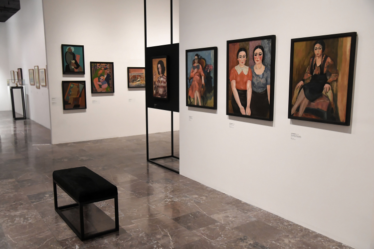 Wystawa "Jan Hrynkowski. Opowieść artysty" w siedzibie Muzeum Narodowego w Krakowie. Fot. PAP/J. Bednarczyk Wystawa "Jan Hrynkowski. Opowieść artysty" w siedzibie Muzeum Narodowego w Krakowie. Fot. PAP/J. Bednarczyk
