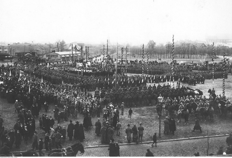 Wkroczenie wojsk polskich do Torunia: nabożeństwo dziękczynne. 18.01.1920. Fot. NAC