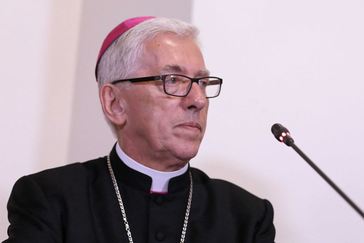 Abp Wiktor Skworc. Fot. PAP/W. Deska