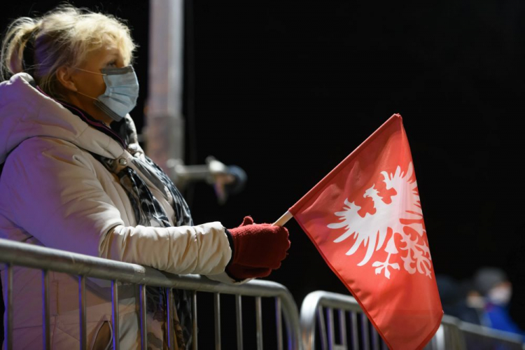 Obchody 102. rocznicy wybuchu Powstania Wielkopolskiego przy pomniku Powstańców Wielkopolskich w Poznaniu. Fot. PAP/J. Kaczmarczyk