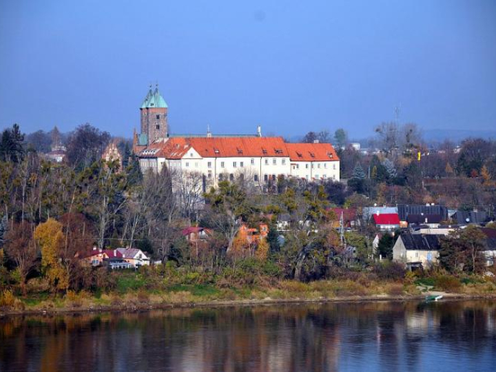 Sanktuarium Matki Bożej Pocieszenia w Czerwińsku nad Wisłą. Fot. PAP/P. Brzeziński