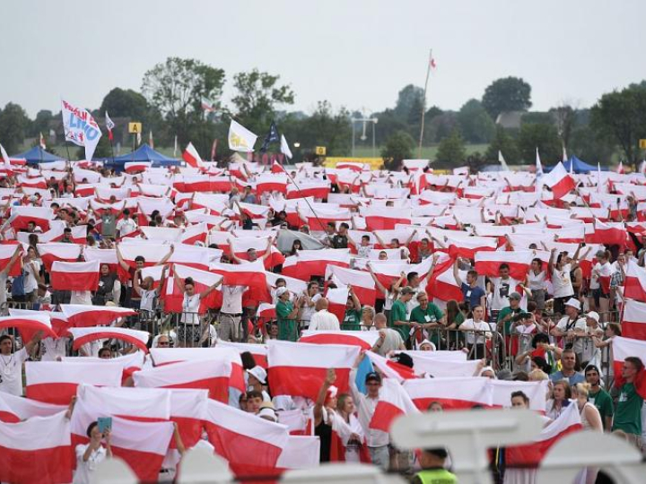 Na Polach Lednickich pod hasłem "Jestem" odbywa się XXII Spotkanie Młodych Lednica 2000. Fot. PAP/J. Kaczmarczyk 