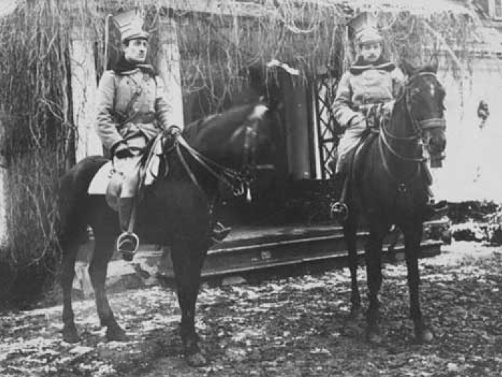 Dowódca 1 szwadronu por. Gustaw Dreszer ps. „Orlicz” i rtm. Władysław Prażmowski ps. „Belina”, dowódca 1 Dywizjonu Kawalerii I Brygady Legionów Polskich. Zagaje. Marzec, 1915 r.