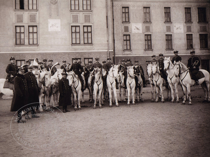 Źródło: Muzeum Kamienica Orsettich w Jarosławiu