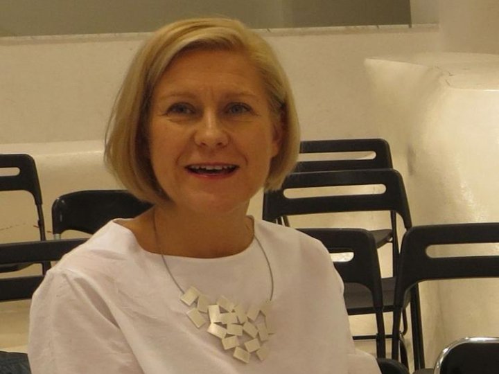 Prof. Iwona Luba