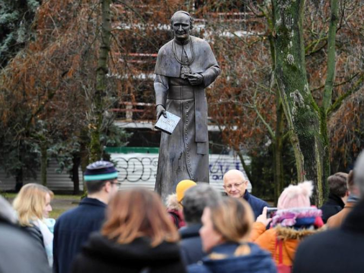 Odsłonięcie pomnika ks. Idziego Radziszewskiego w Lublinie. Fot. PAP/W. Pacewicz