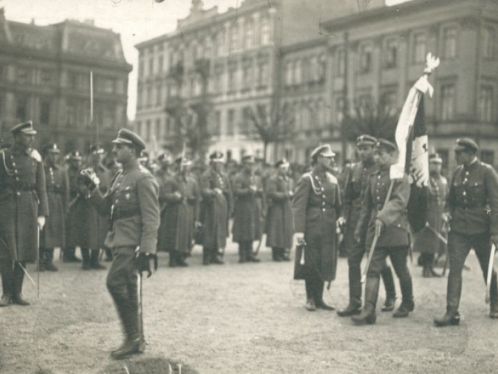 Obchody Święta 3 maja w Warszawie 1919 r. Źródło: BN Polona