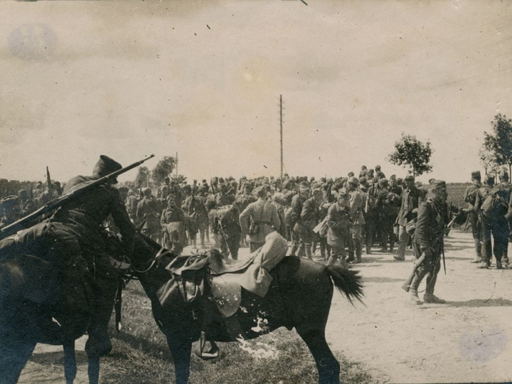 Kijów, czerwiec 1920. Polskie oddziały opuszczają miasto. Źródło: Centralne Archiwum Wojskowe Wojskowego Biura Historycznego 